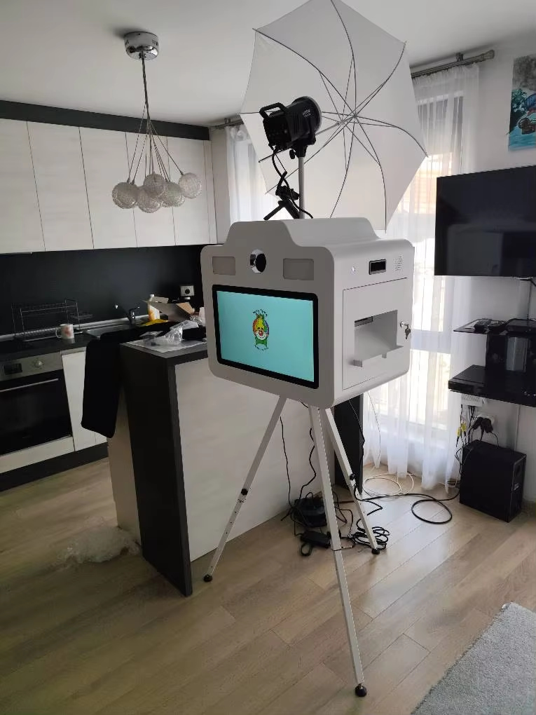 เครื่องถ่ายภาพเซลฟี่ DSLR สำหร - Photo Booth Machine บทวิจารณ์และราคา